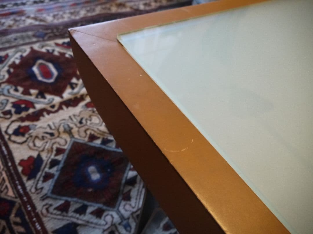 モダンガラスローテーブル