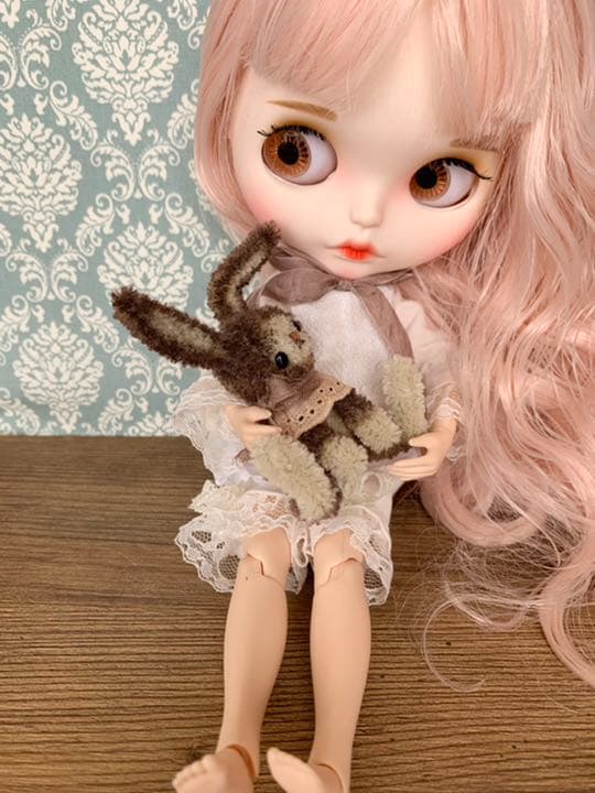 《モールアート》アンティーク風バニーちゃん♡困り顔（´-`）