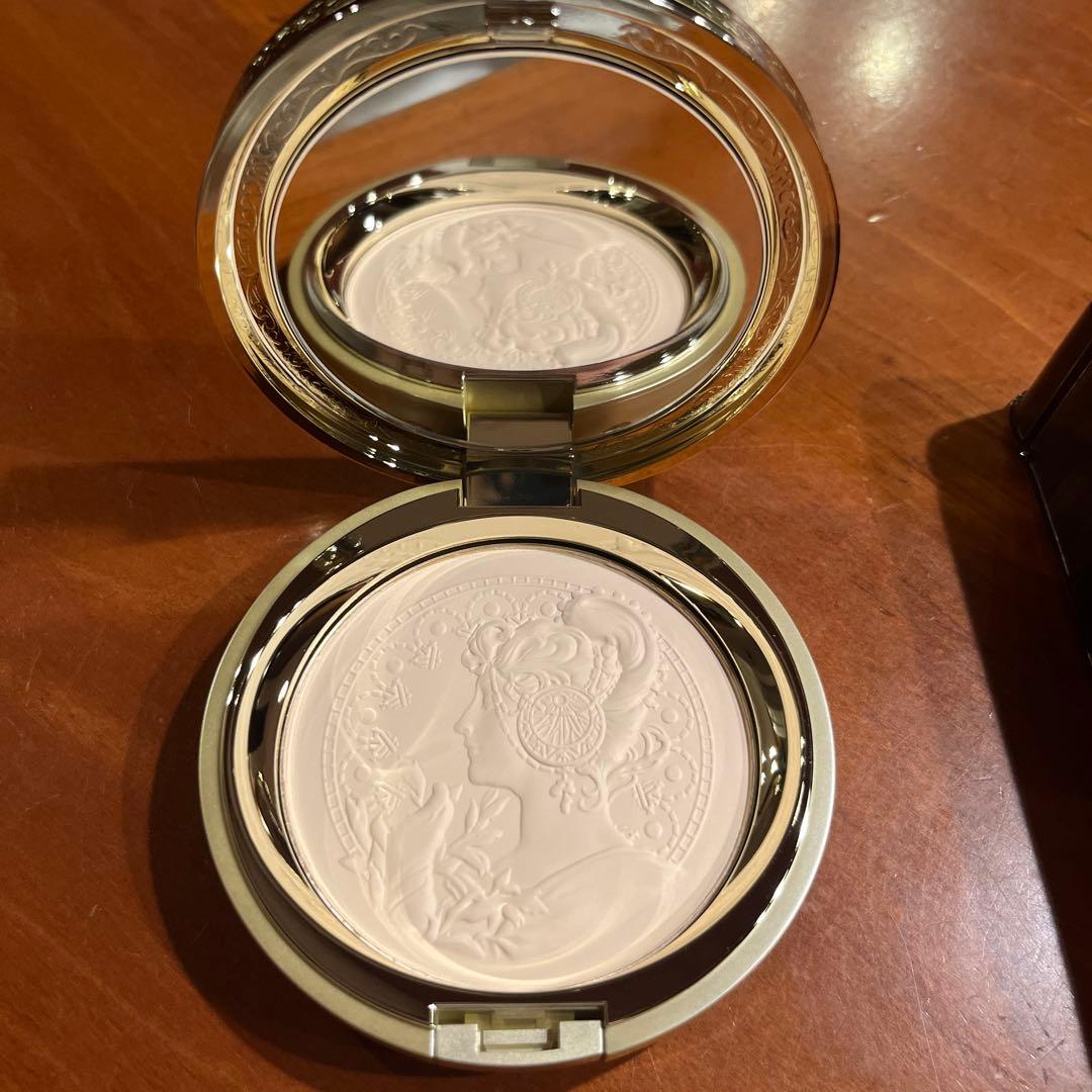 ミラノコレクションGR フェイスアップパウダー 2025年