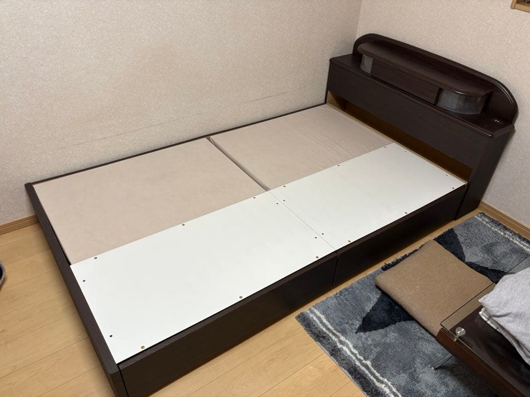 ニトリ セミダブル ベッドフレーム＋マットレス 収納付