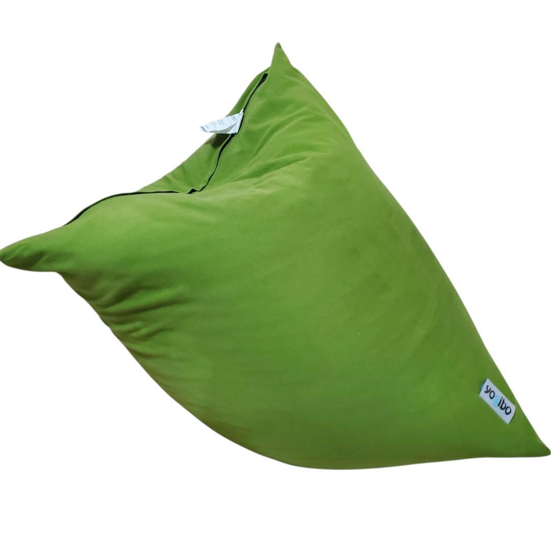 【状態良好】yogibo ピラミッド グリーン　CT-6817 (NH)