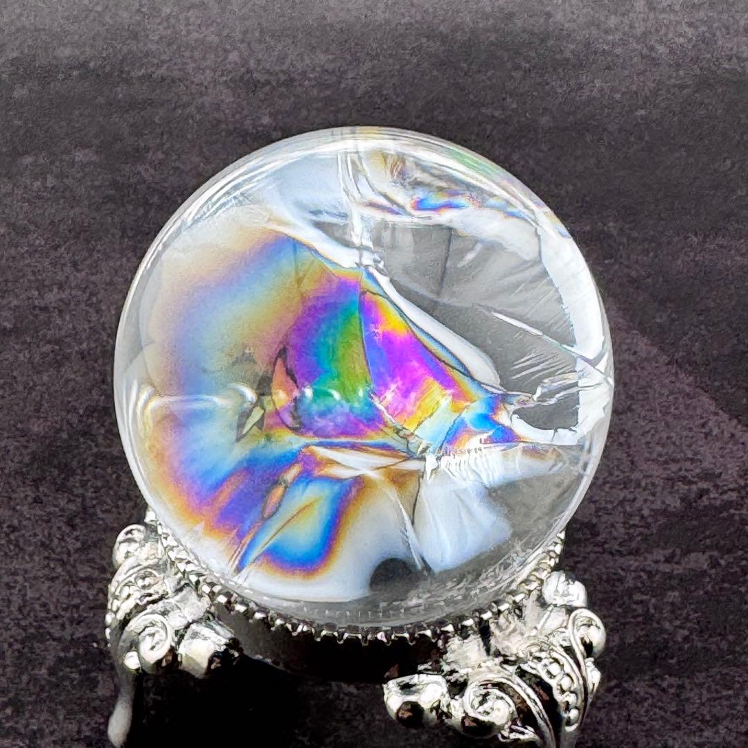 M-12虹入り水晶スフィア　アイリスクォーツ　天然石　クリスタル　パワーストーン
