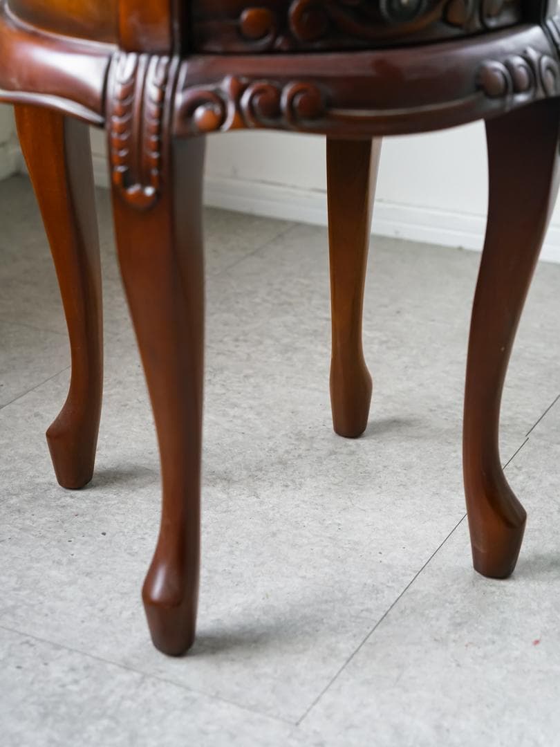 廃盤 コモ ラウンドチェスト 猫脚 アンティークキャビネット