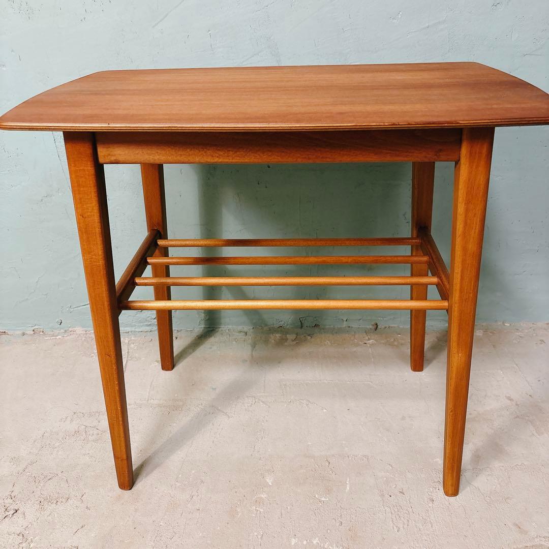 デンマーク　チーク材　サイドテーブル　北欧家具　北欧ビンテージ