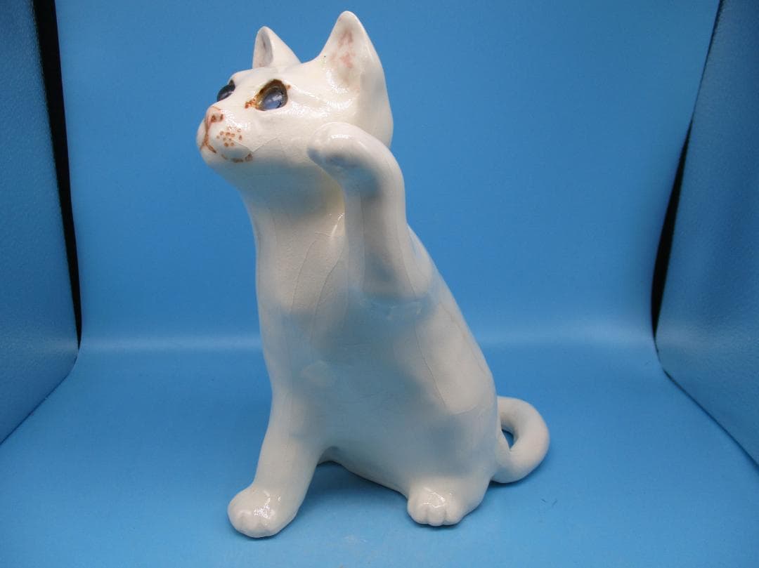 ブルーの目の白猫 ウィンスタンレイ ケンジントンキャット サイズ3 NO3