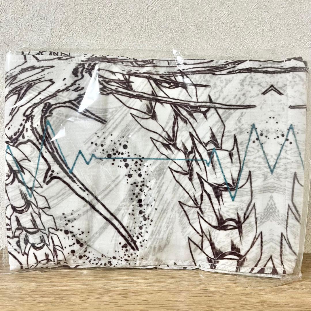 未開封】 Ado ライブグッズ 心臓 マフラータオル - メルカリ