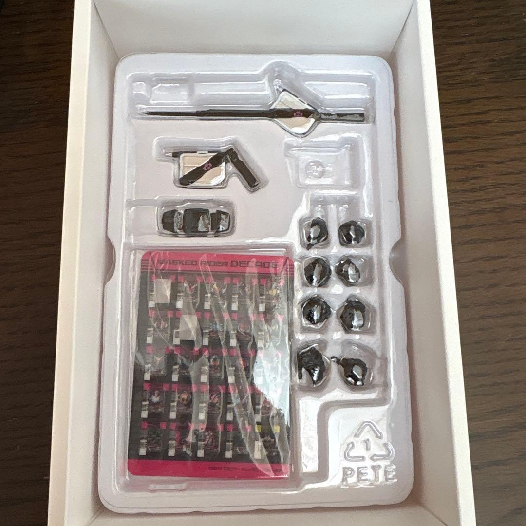 S.H.Figuarts 真骨彫 仮面ライダーディケイド ネオVer.