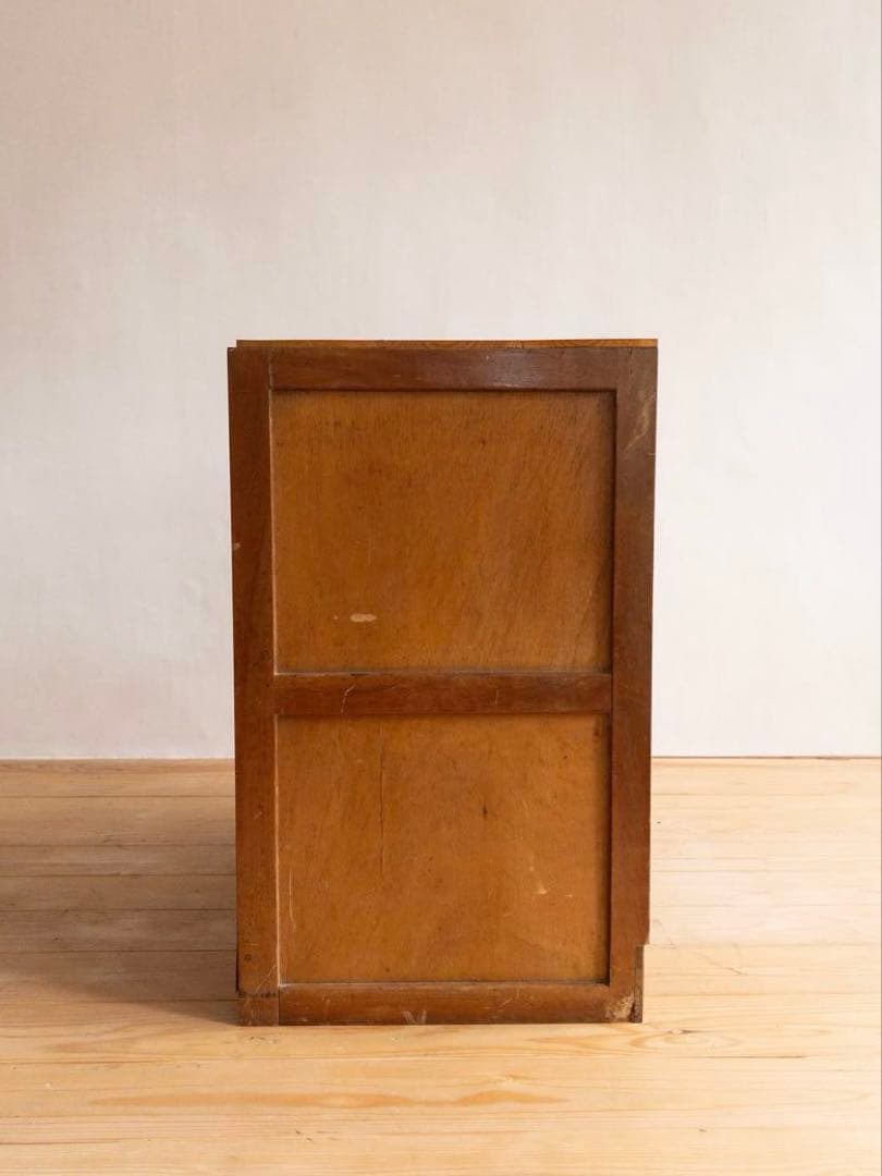 ガラス棚　木製　収納棚　引き戸　古道具　古家具　アンティーク