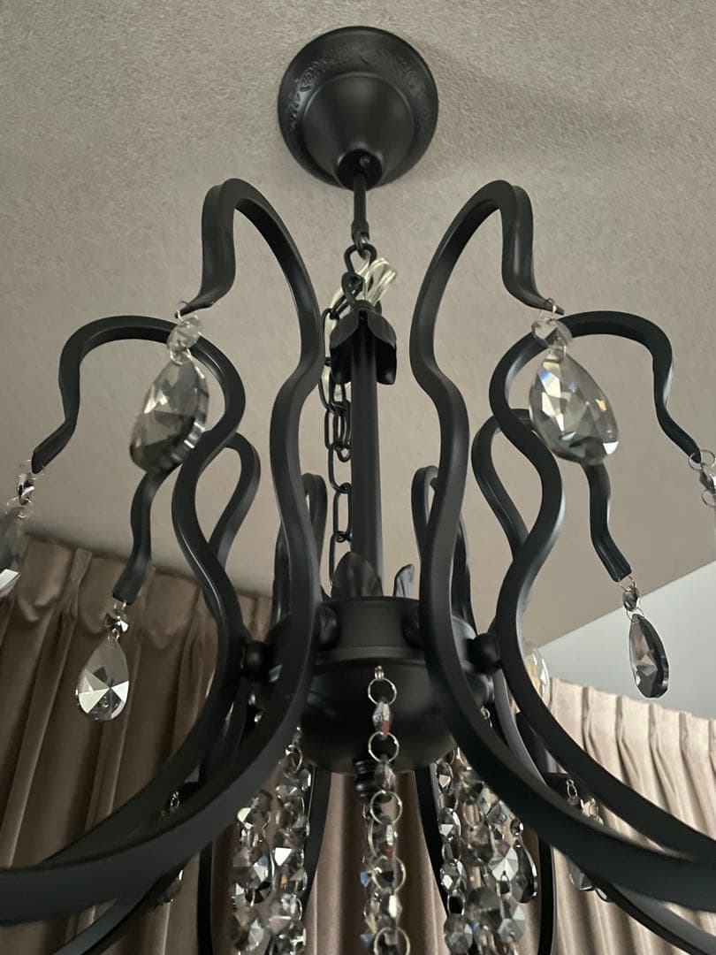 【極美品】8灯 シャンデリア ブラック