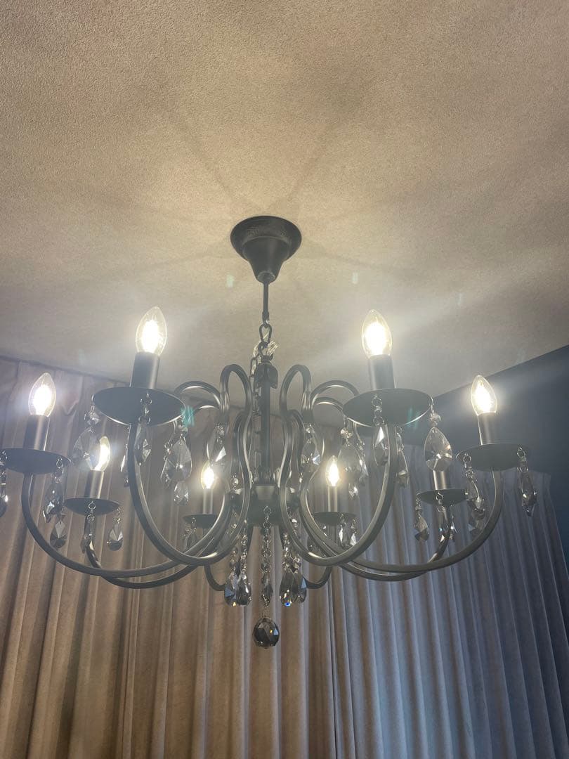 【極美品】8灯 シャンデリア ブラック