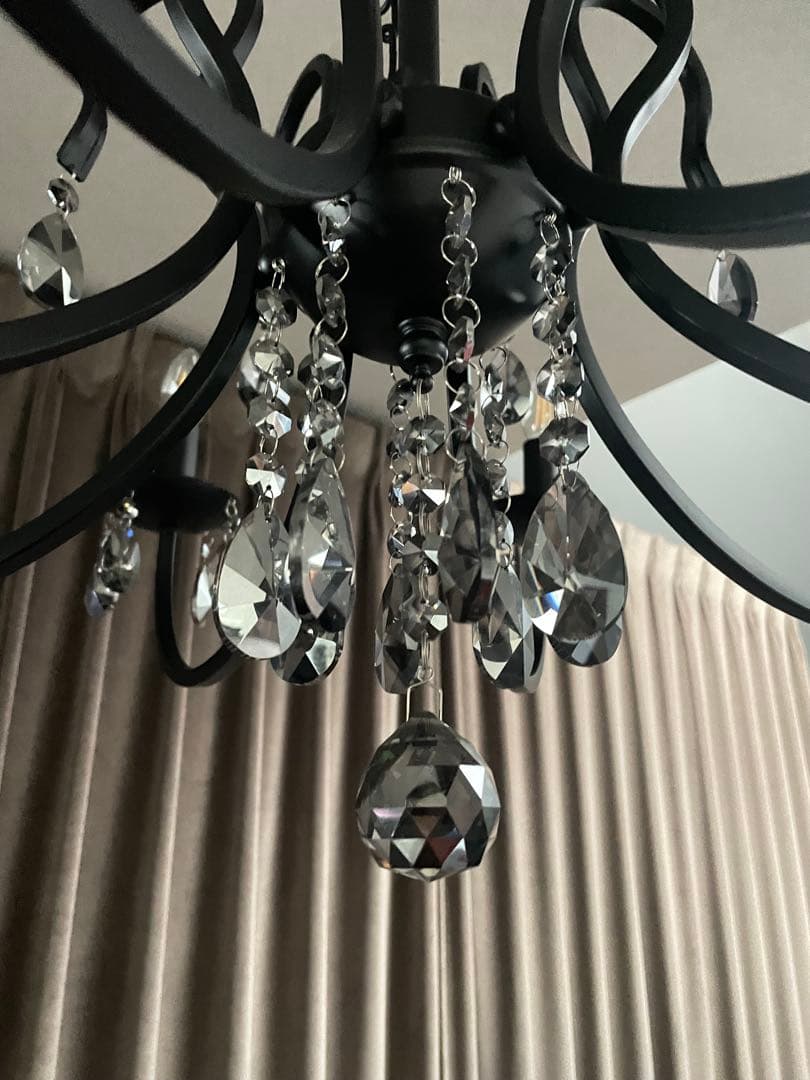 【極美品】8灯 シャンデリア ブラック
