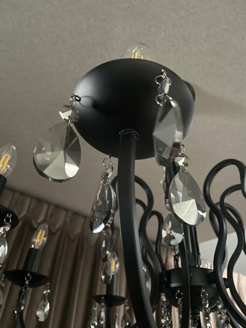 【極美品】8灯 シャンデリア ブラック