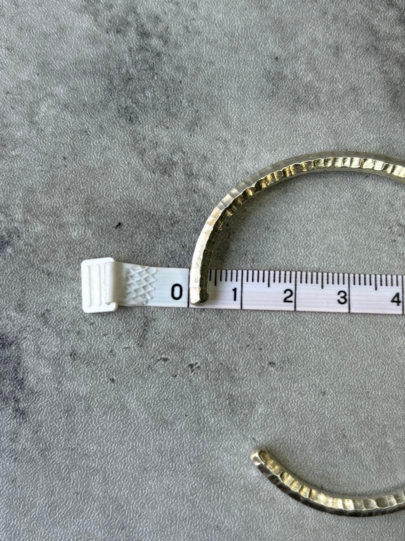 カレンシルバー　バングル　シンプル　ユニセックス