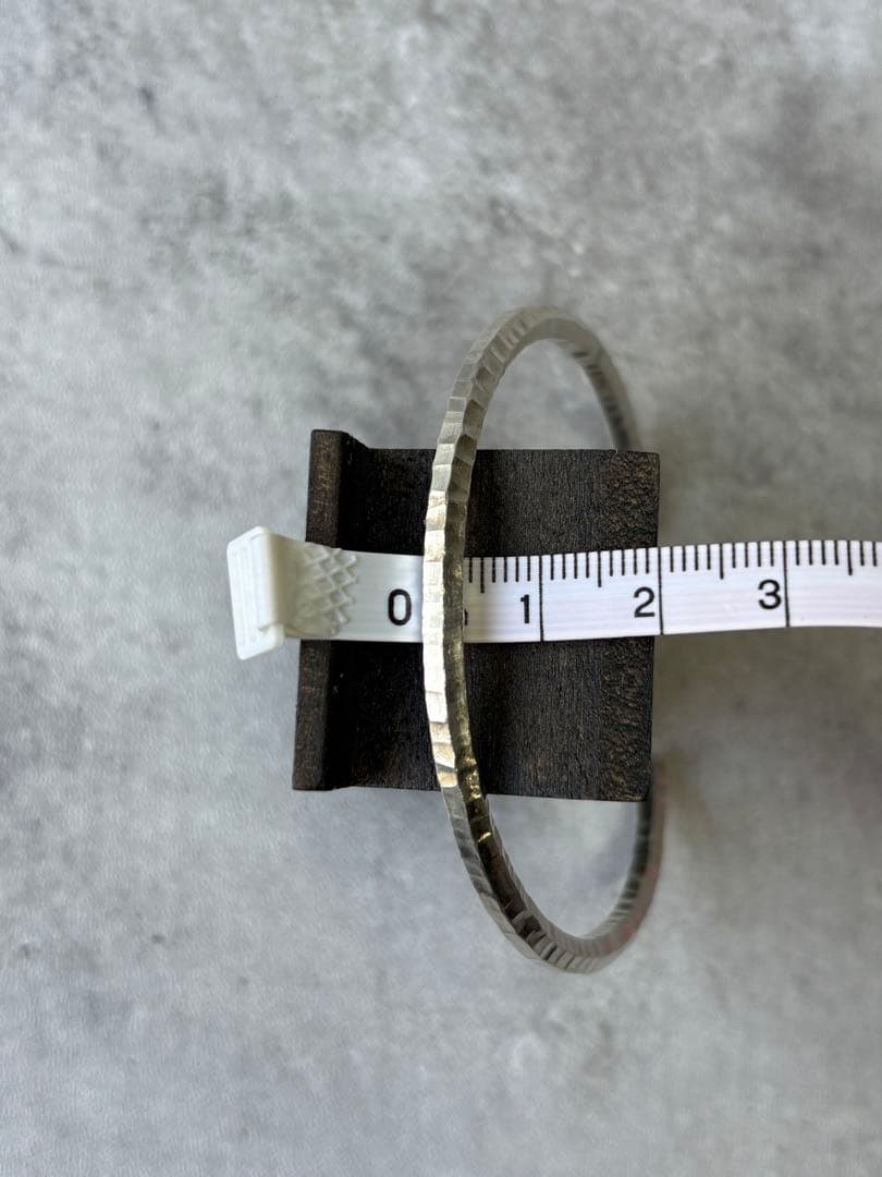 カレンシルバー　バングル　シンプル　ユニセックス