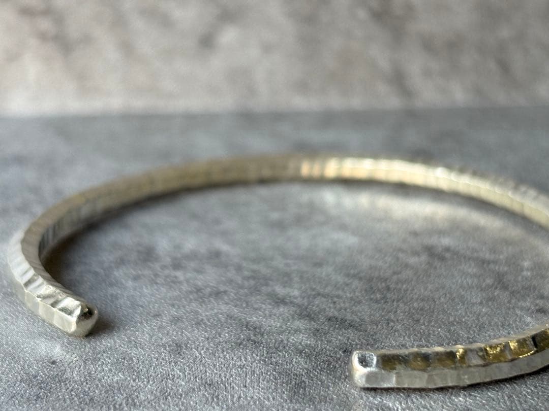 カレンシルバー　バングル　シンプル　ユニセックス