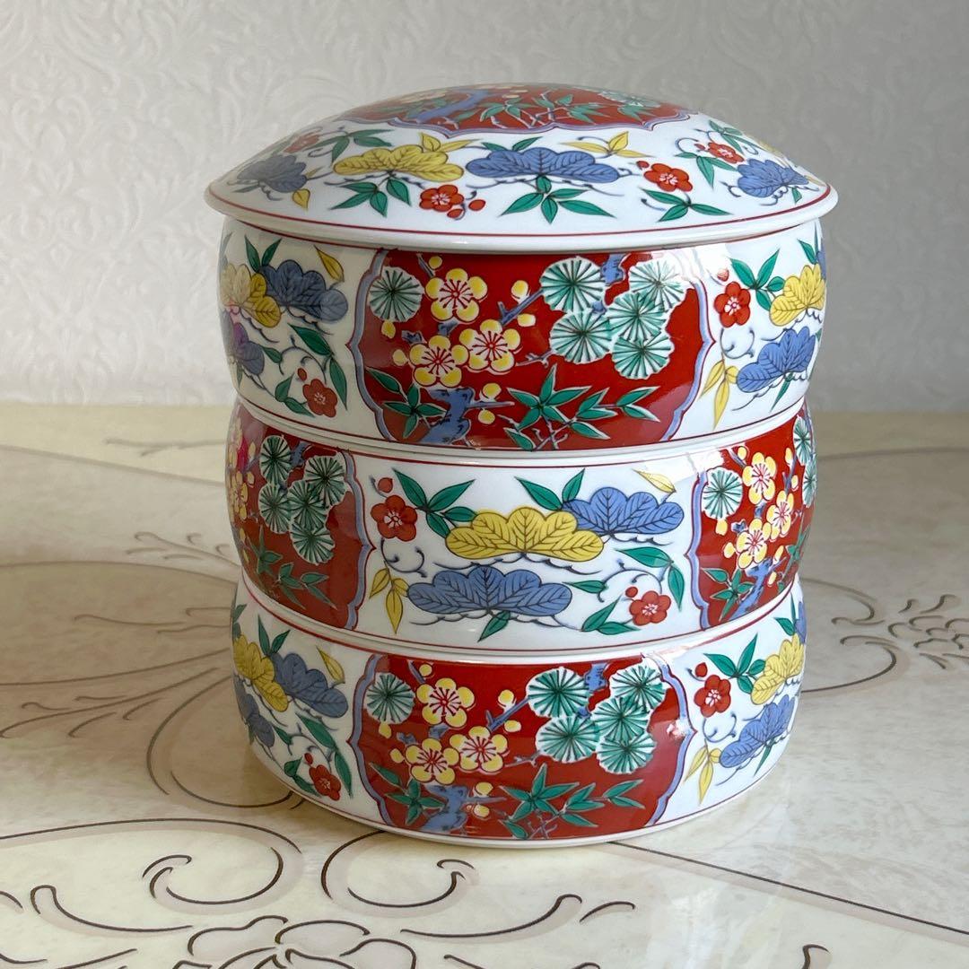 有田焼 哲山作 三段重 古伊万里 色絵 おせち器 お正月 重箱 蓋付き中鉢