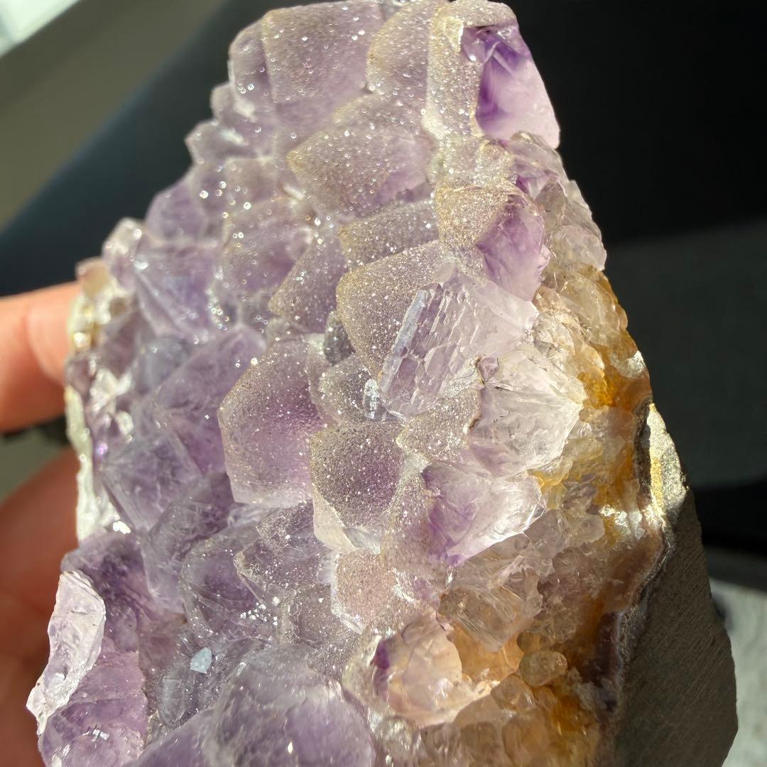 天然石アメジストの原石　置物　鉱物NO.021409