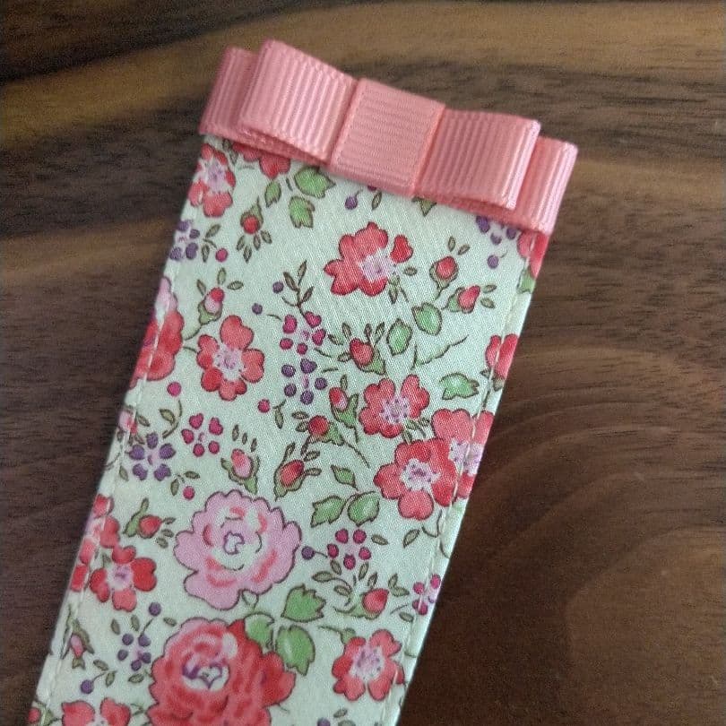 しおり　ブックマーカー❁フェリシテ　リバティプリント使用　ハンドメイド