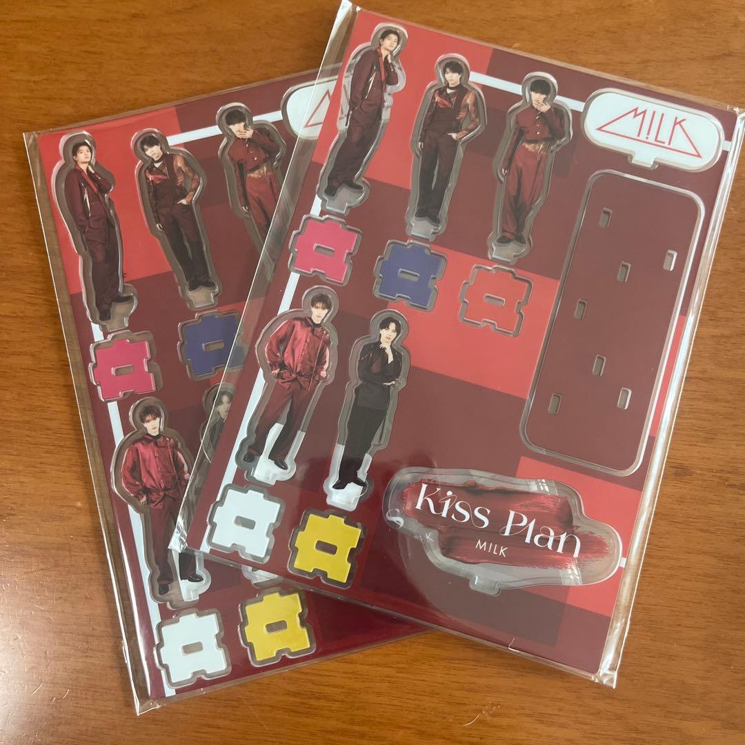M!LK Kiss Plan アクリルスタンド - メルカリ