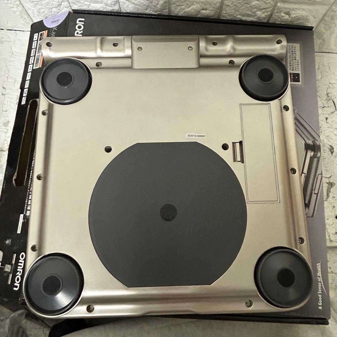 オムロン Karada Scan HBF-701 体脂肪計 - メルカリ