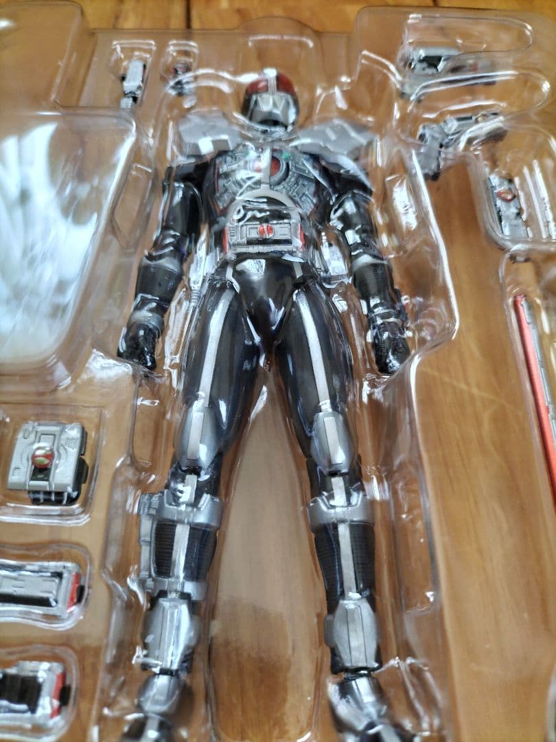 魂ウェブ限定 S.H.Figuarts 仮面ライダーファイズ アクセルフォーム