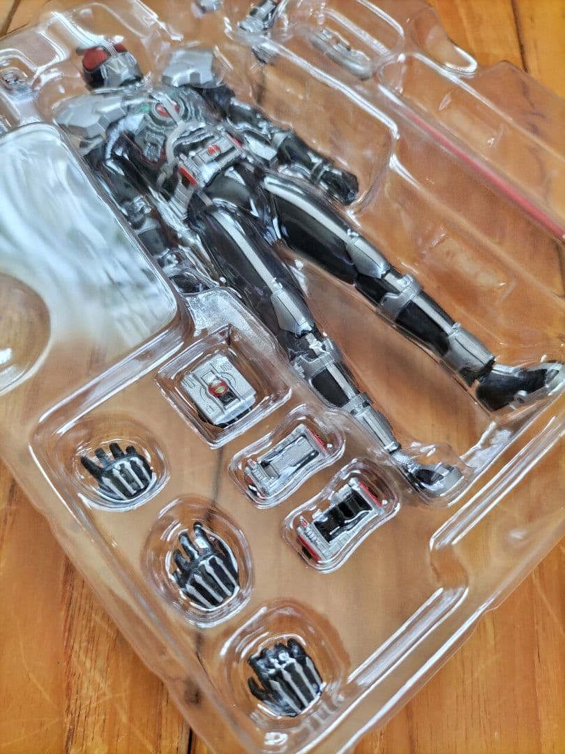 魂ウェブ限定 S.H.Figuarts 仮面ライダーファイズ アクセルフォーム