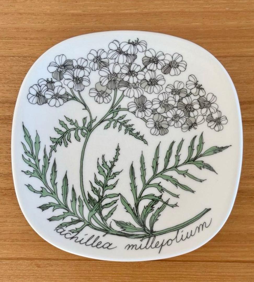 ARABIA エステリ ボタニカ \"Achillea millefolium\"