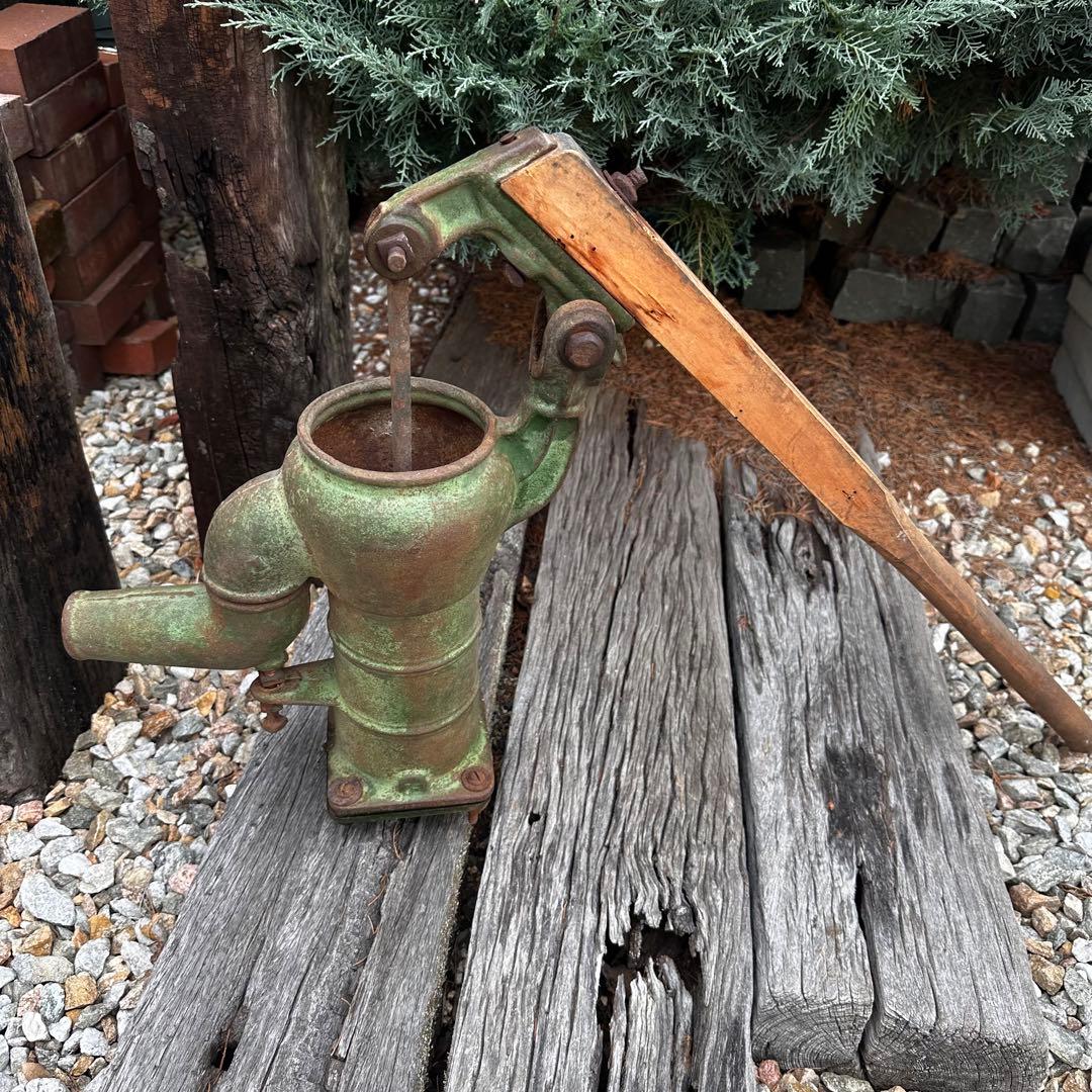 ガーデニング レトロ 井戸ポンプ 手動式 木製ハンドル 希少 手押し