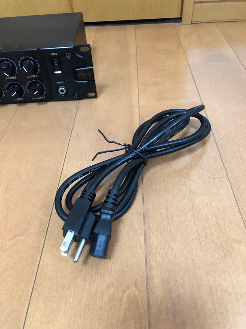 ダミアンヌ　　line6 pod hd pro x