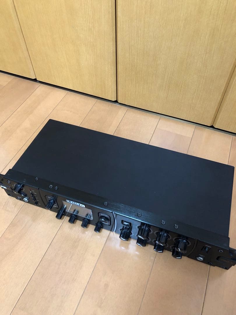 ダミアンヌ　　line6 pod hd pro x