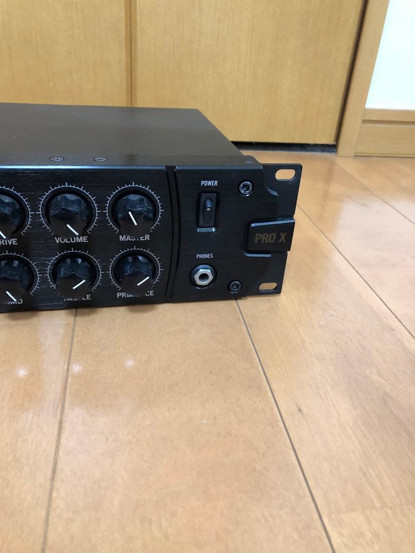 ダミアンヌ　　line6 pod hd pro x