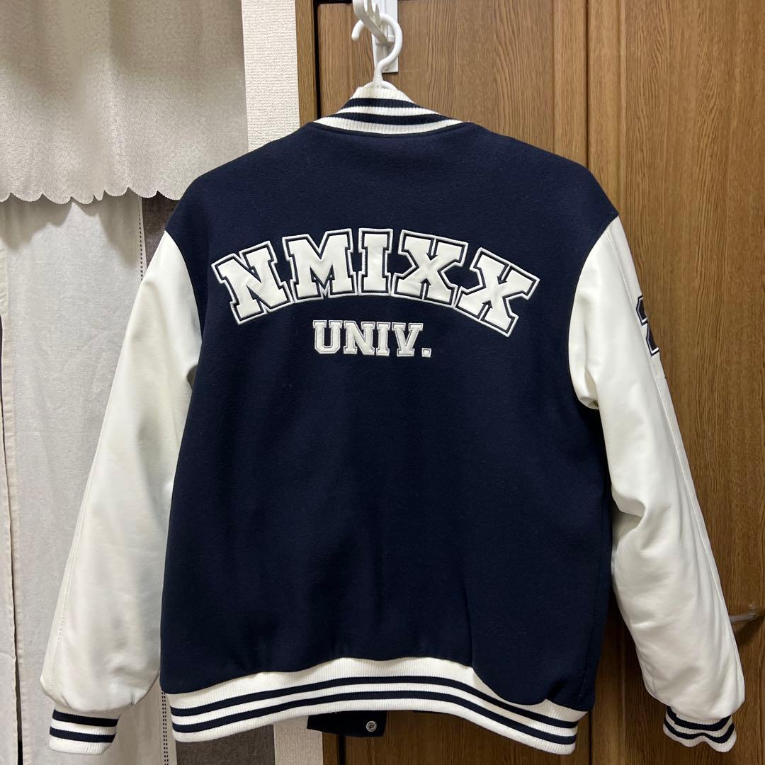 アイドル NMIXX VARSITY JACKET - MIXX UNIVERSITY