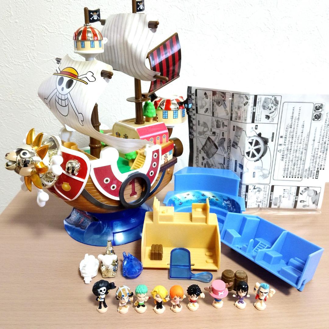 ワンピースフィギュアまとめ売り　17個　サニー号DX(レア品)　ルフィ　白ひげ