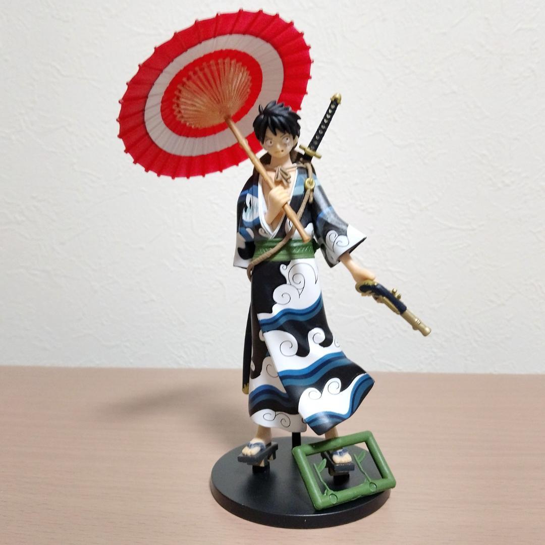 ワンピースフィギュアまとめ売り　17個　サニー号DX(レア品)　ルフィ　白ひげ