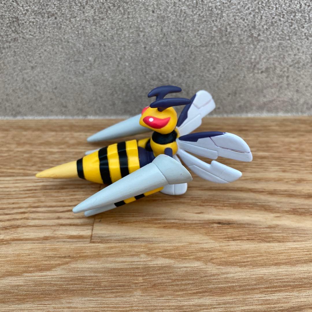 一点もの/激レア/人気】メガスピアー モンコレ - メルカリ