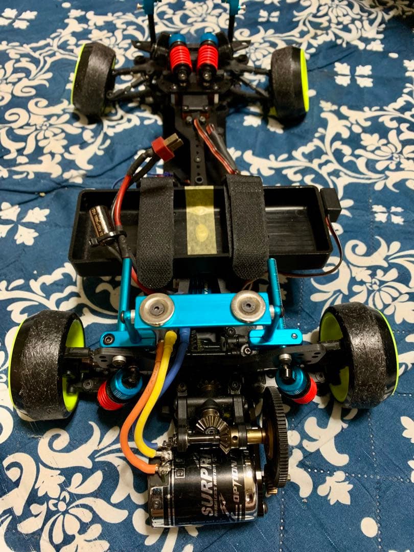 SAKURA D5 シャーシ＆メカです 送受信機&バッテリー&ボディ&ジャイロ無