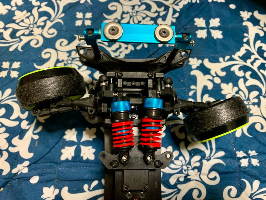 SAKURA D5 シャーシ＆メカです 送受信機&バッテリー&ボディ&ジャイロ無