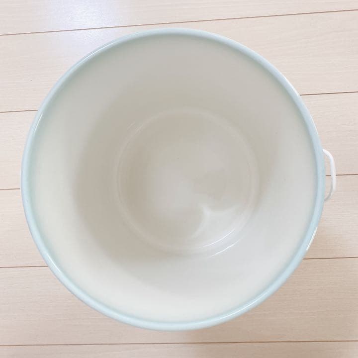 イマン　ポワージュブルー　トラッシュ缶