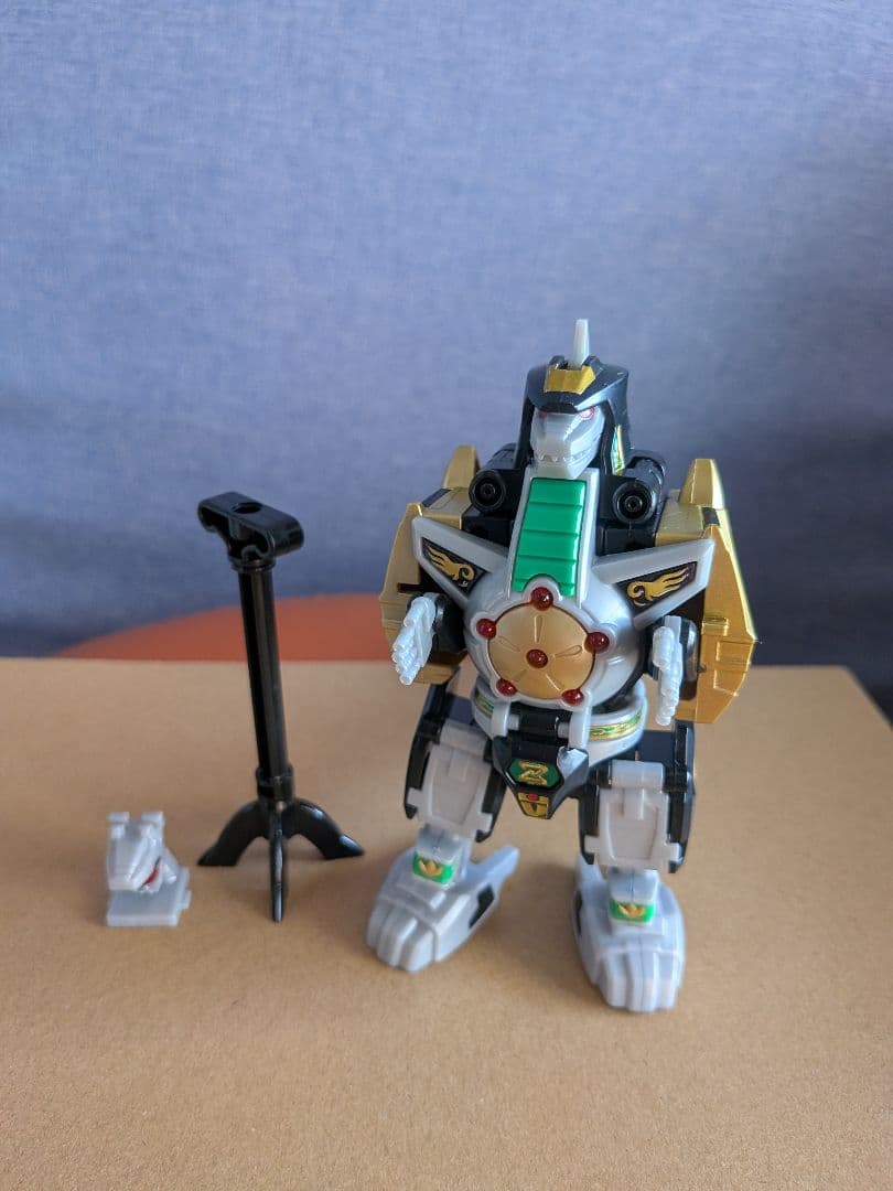 SHFドラゴンレンジャーSMPドラゴンシーザー·獣奏剣·ゼンカイジュウオー