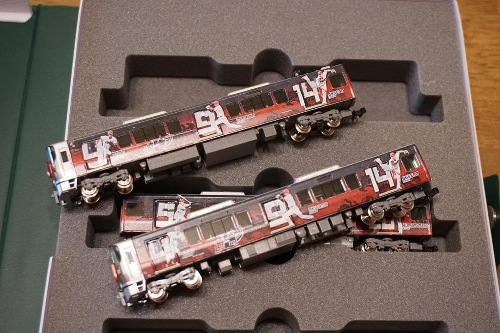 TOMIX 227系 「カ―プ応援ラッピングトレイン」2025年仕様 3両編成