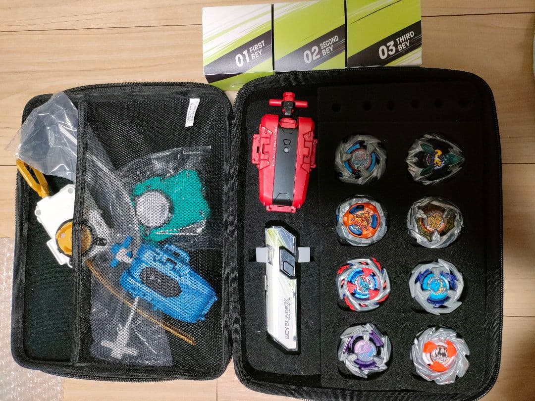 BEYBLADE ベイブレードX ケース ベイバトルパス ブレード ランチャー