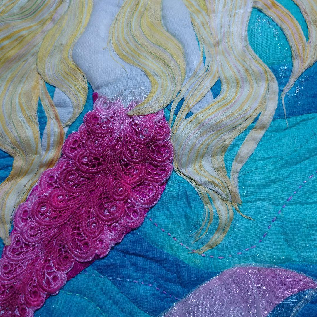 ハワイアンキルトミニタペストリー(マーメイド)