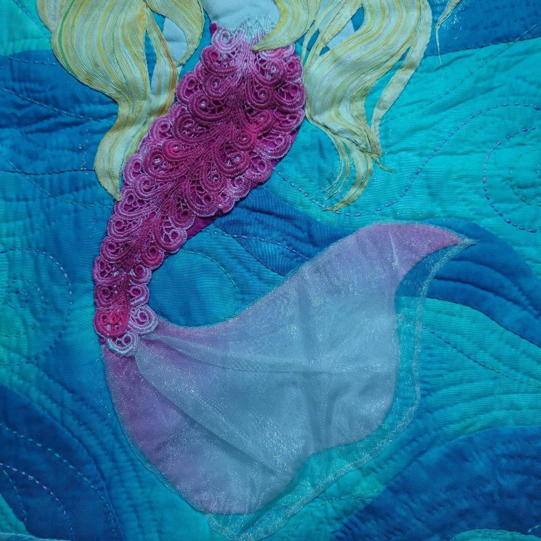 ハワイアンキルトミニタペストリー(マーメイド)