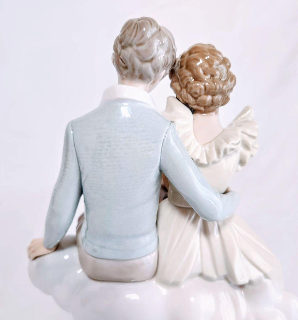 リヤドロ【希少美品】フィギュリン《ヤングラブ》《天にも昇る気持ち》No.1409