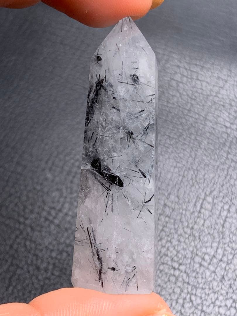 061524  ブラックルチルインクォーツ六角柱