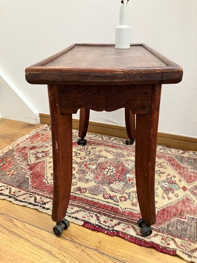 アンティークサイドテーブル 花台 ベッドサイドテーブル　小　キャスター付　古道具