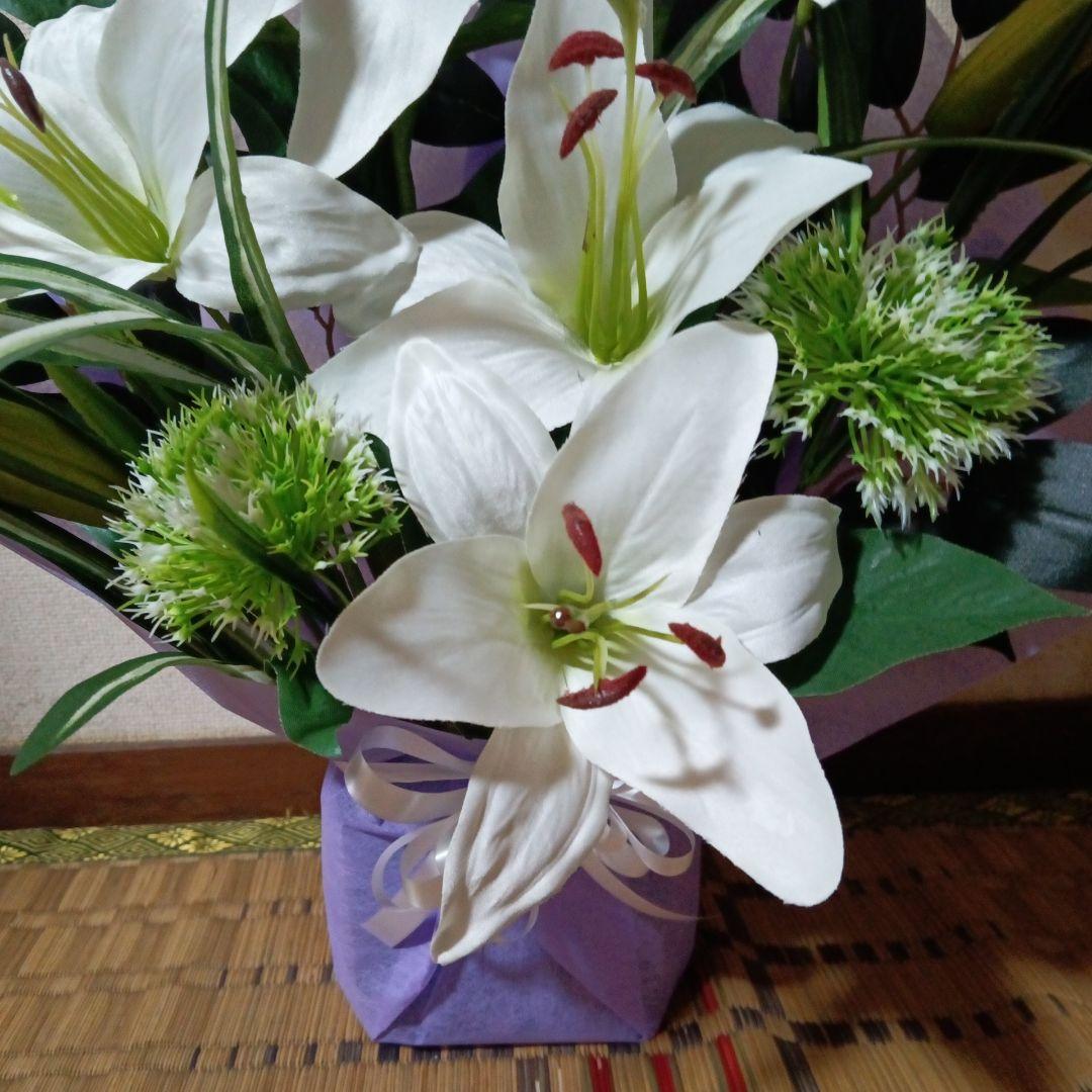 造花　仏花　御供え花　仏壇　法事　初盆　お彼岸　白百合アレンジ