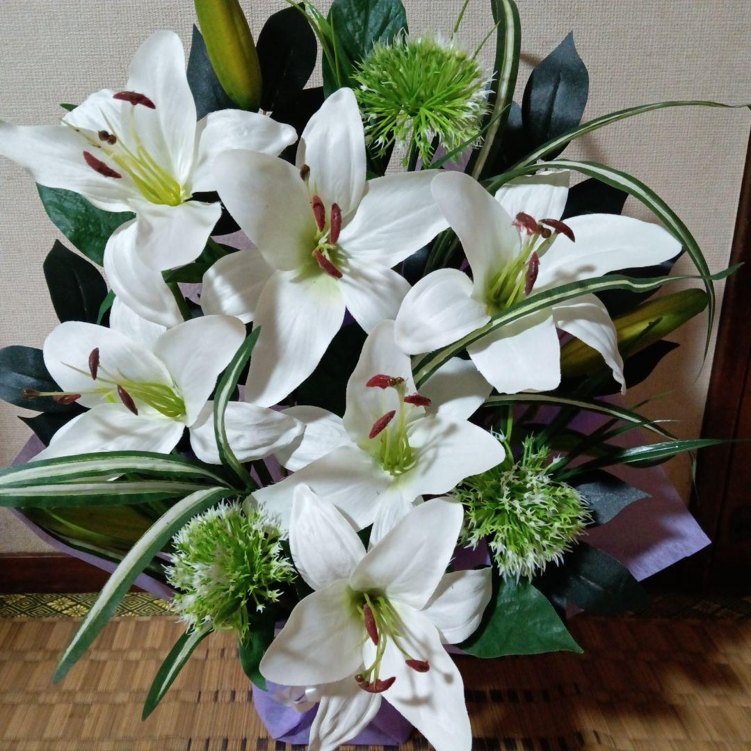造花　仏花　御供え花　仏壇　法事　初盆　お彼岸　白百合アレンジ