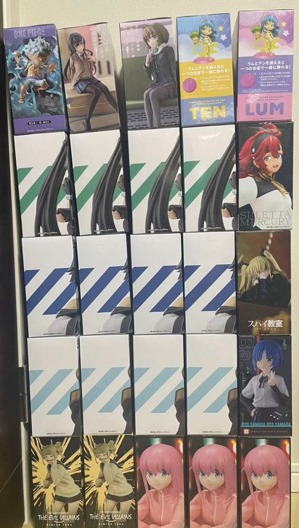 フィギュアまとめ売り25点 - メルカリ