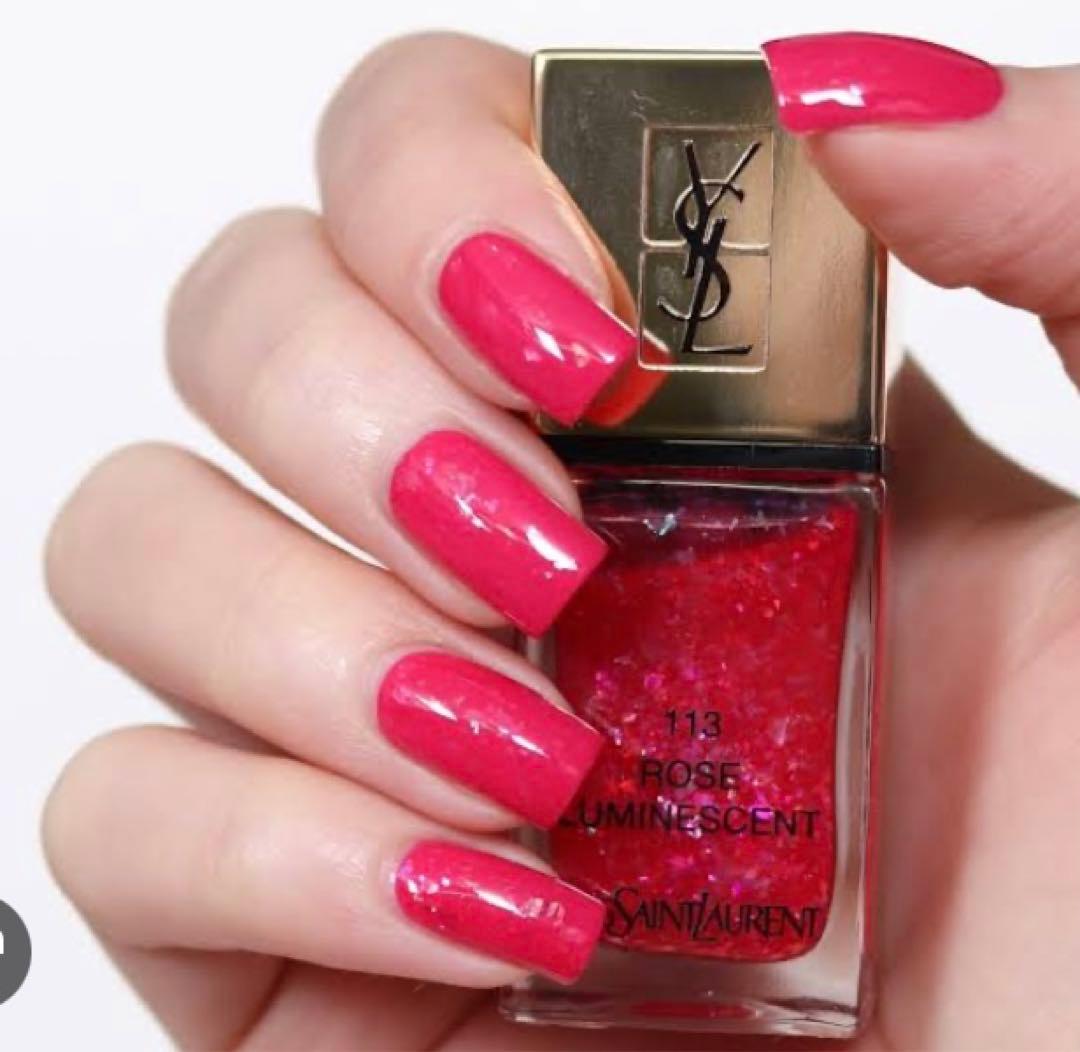 【新品未使用2本＋ほぼ新品2】イヴ・サンローラン　ネイル　マニキュア　4本セット